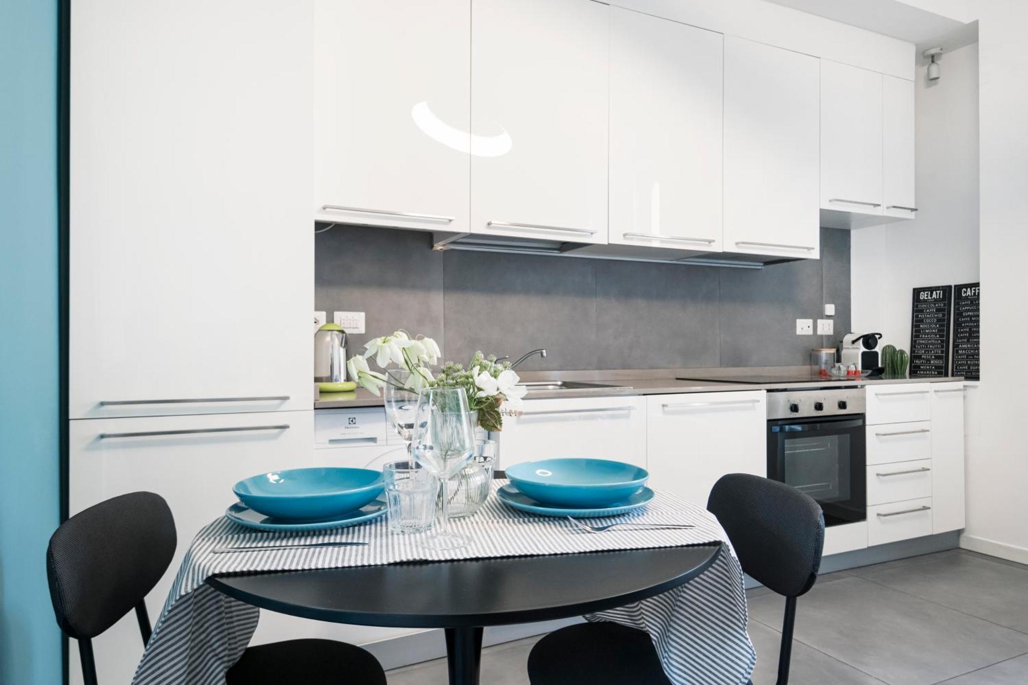 New Flat Fully Furnished In P.Ta Romana Milan Bagian luar foto