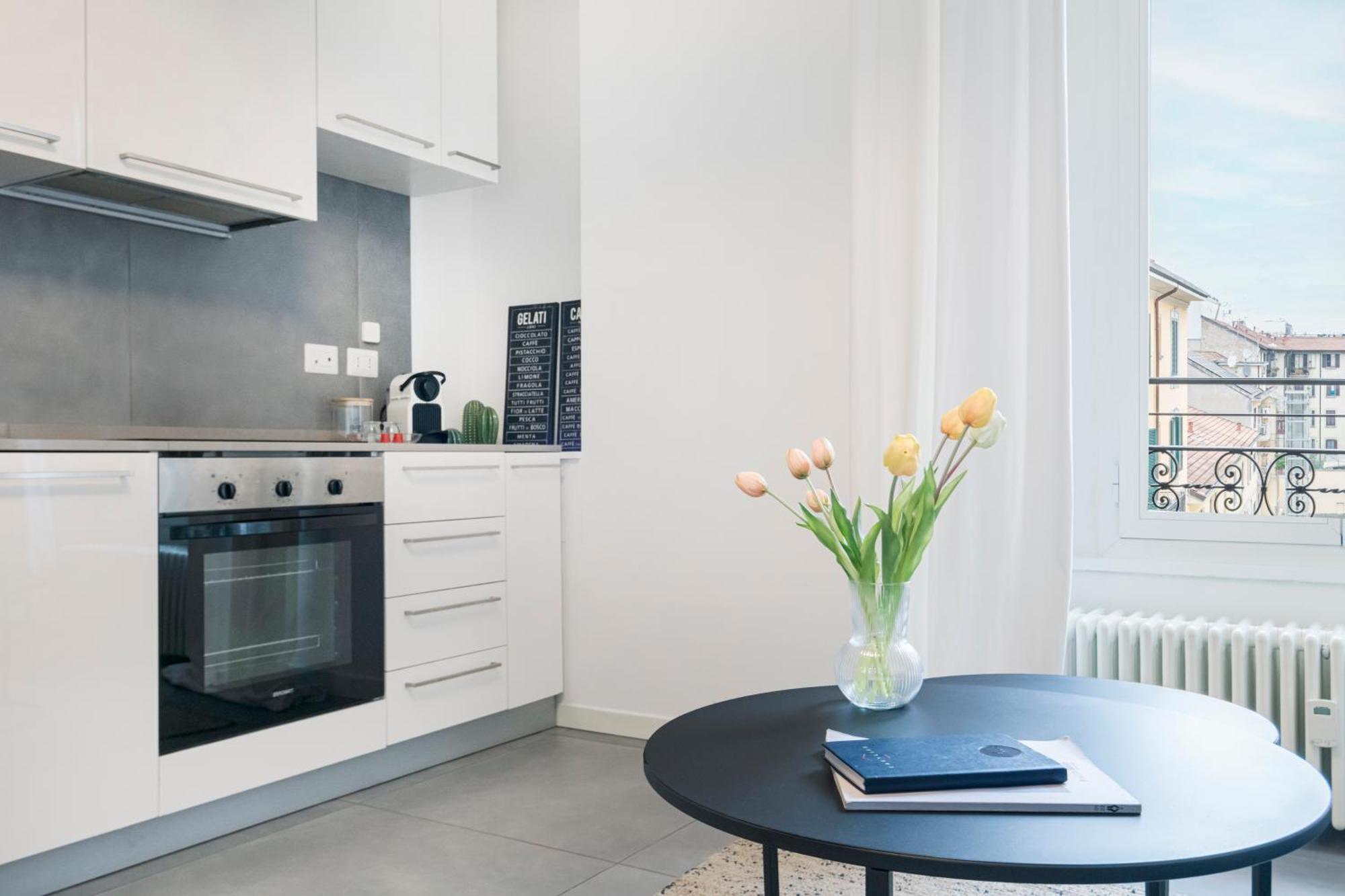 New Flat Fully Furnished In P.Ta Romana Milan Bagian luar foto